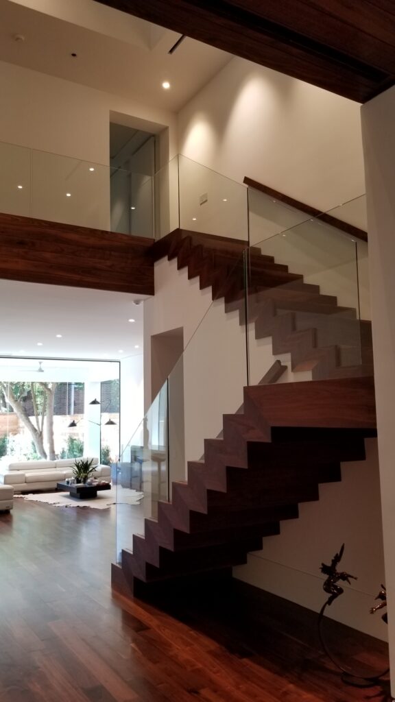 Interior staircase (11)